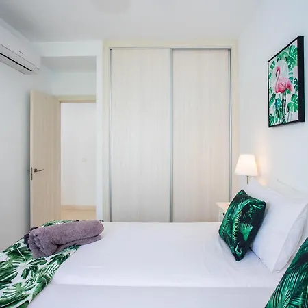 3-bed In Playa Blanca By Retreat Villas Вилла